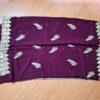 Sari indiano de seda luxuoso bordô com bordados e pérolas