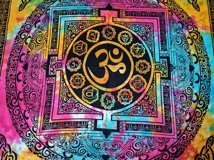 Panô indiano de algodão estampa Yantra e OM tie dye 2,40m
