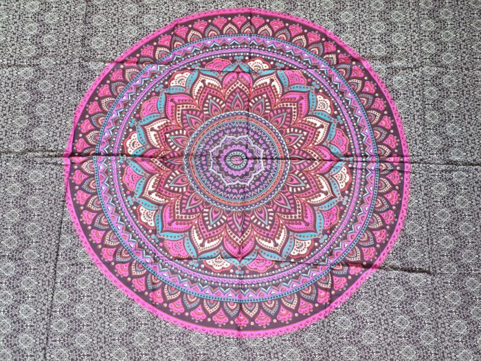 Canga indiana de viscose estampa de mandala roxo com lilás 2m