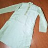 Kurta (bata masculina longa) verde claro tecido nobre com detalhe dourado