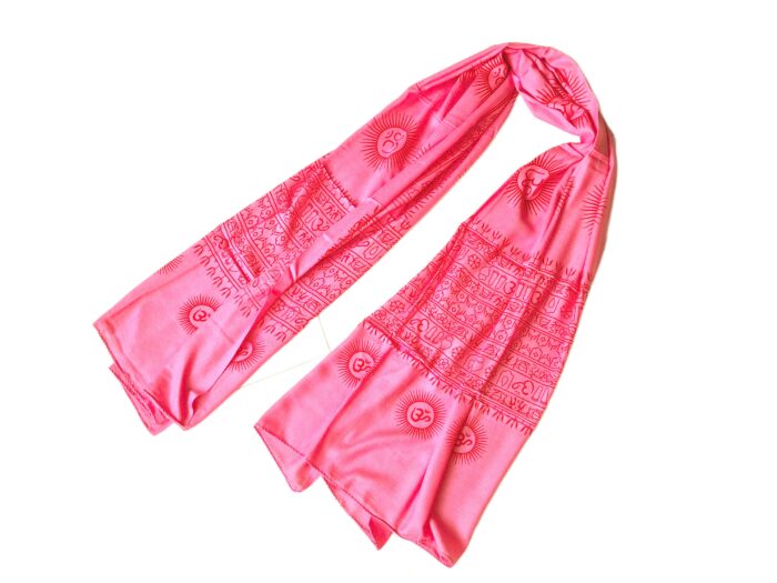 Chadar indiano (manto de oração) de OM e mantras rosa médio