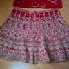 Vestuário completo de noiva indiana luxo Lehenga Choli Dupatta vermelho e dourado