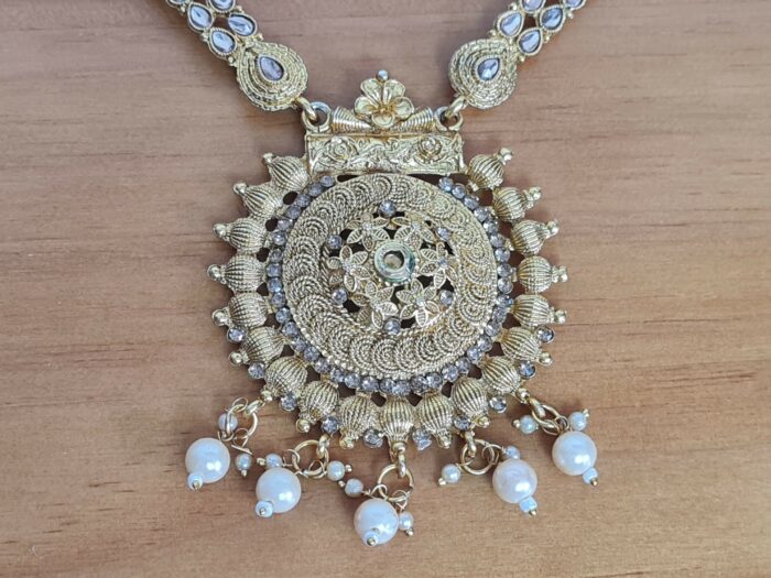 Conjunto de semi joia clássica indiana dourado colar mandala e brincos
