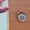 20240719_132618 Nose ring floral dourado com pedras strass