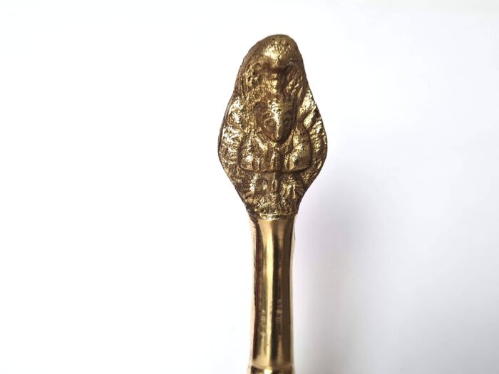 Sino de metal dourado em brass com imagem de Hanuman 9cm