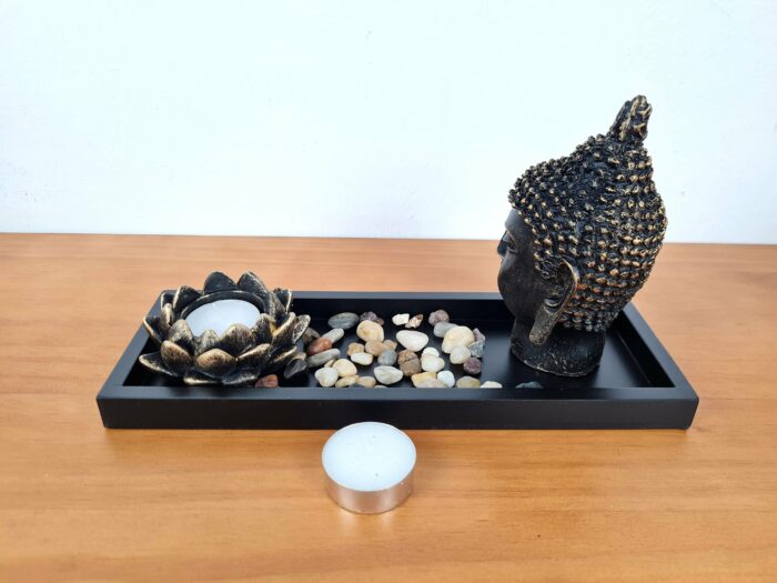 Porta vela ou Luminária de Buda com base e pedrinhas