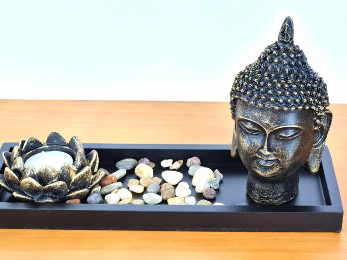 Porta vela ou Luminária de Buda com base e pedrinhas