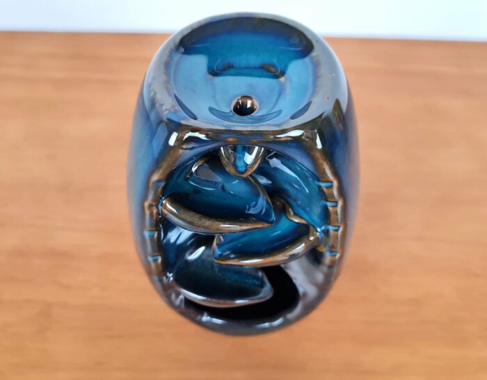 20241017_172846 Incensário cascata de porcelana azul 14cm + 1 caixa de incensos cone
