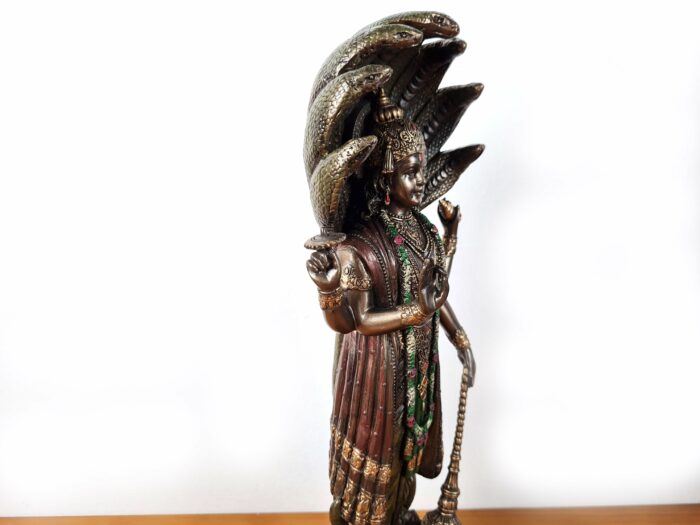 Estátua do Deus Vishnu da Veronese Design 32cm