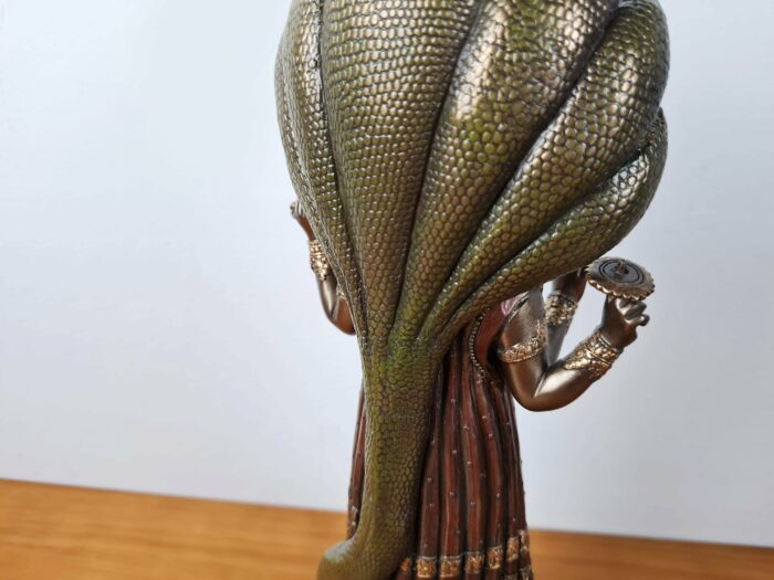 Estátua do Deus Vishnu da Veronese Design 32cm