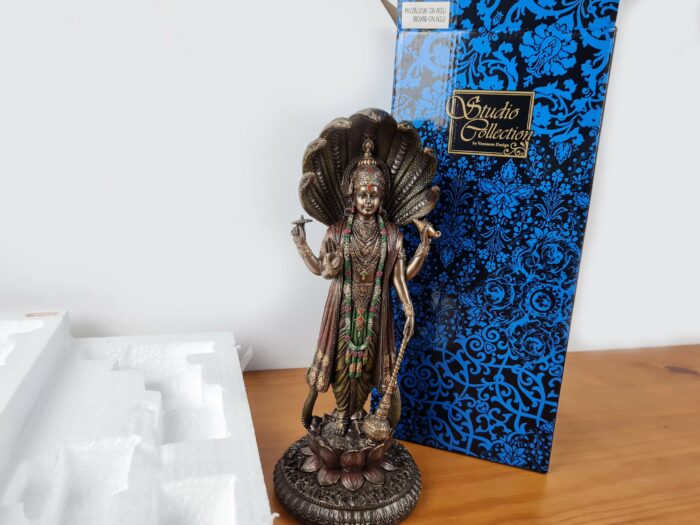 Estátua do Deus Vishnu da Veronese Design 32cm
