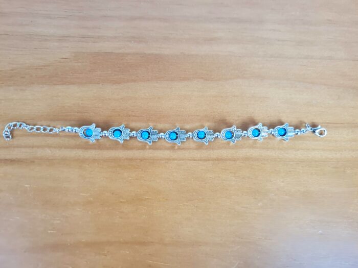 Pulseira de prata alemã de Hamsa com berloques azuis