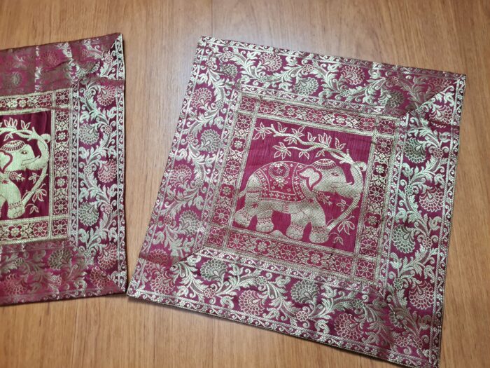 Duo de Capas de almofada indiana de elefante vermelho vinho