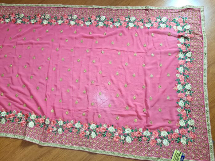 Sari indiano de seda luxuoso bordado rosa médio com verde floral
