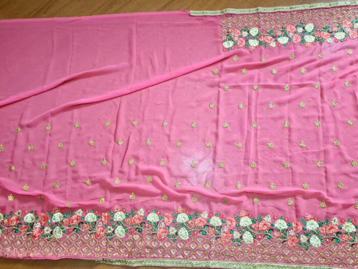 Sari indiano de seda luxuoso bordado rosa médio com verde floral
