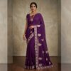 Sari indiano de crepe de seda roxo e dourado bordado paisley