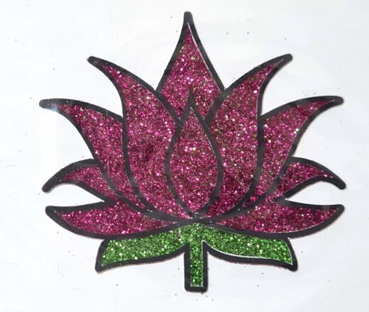 Tatuagem indiana de flor com glitter rosa (flor de lotus)