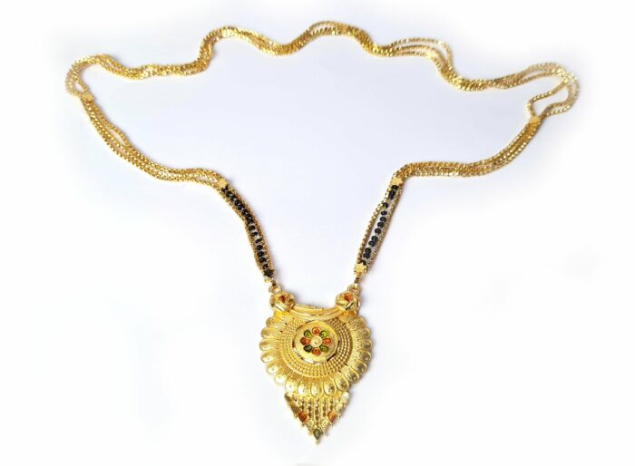 Mangalsutra colar sagrado dourado com contas pretas 33cm