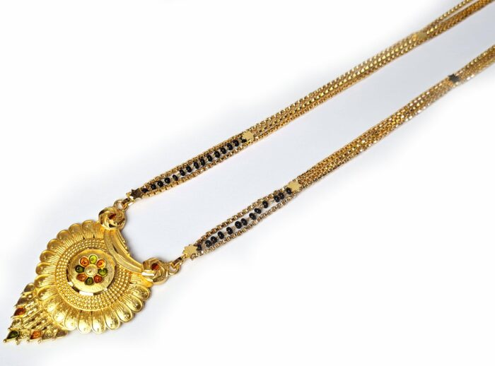 Mangalsutra colar sagrado dourado com contas pretas 33cm