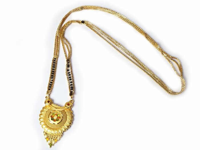Mangal Sutra colar sagrado dourado com contas pretas