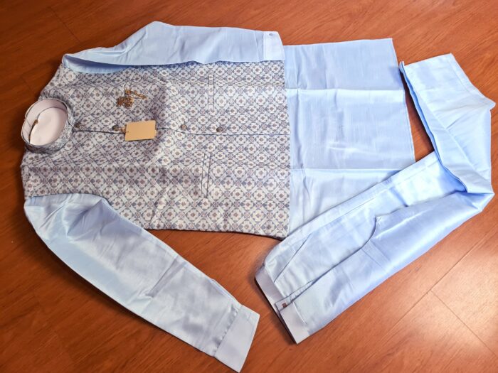 Conjunto 3 peças Kurta com Nehru Jacket e Churidar para casamentos indianos azul claro