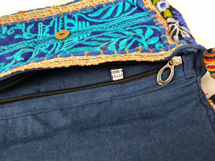 Bolsa indiana Banjara 100% bordada a mão azul e coloridos