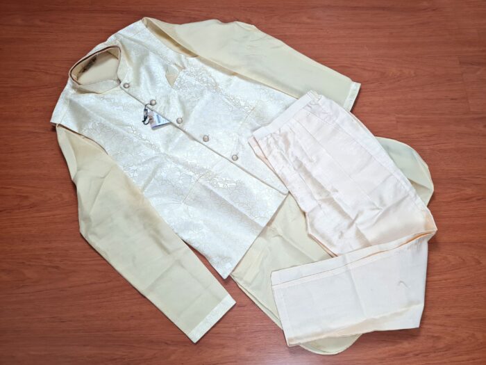 Conjunto completo 3 peças para casamentos indianos amarelo perolado