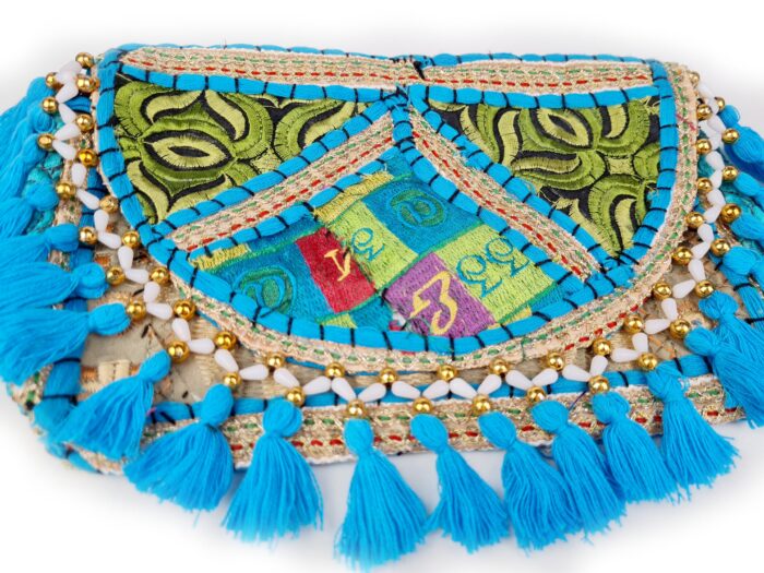 Bolsa indiana Banjara 100% bordada a mão azul claro e coloridos III