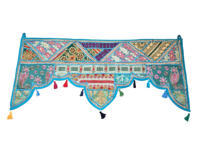 20260506_135451 Bandô de porta indiano (Toran) 5 pontas bordado azul e color 45cm