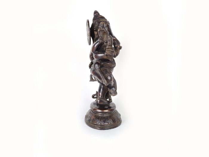 Estátua Ganesha Nritya Ganapati em Metal Escuro do Sul da Índia 23 cm