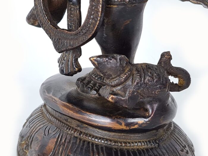 Estátua Ganesha Nritya Ganapati em Metal Escuro do Sul da Índia 23 cm
