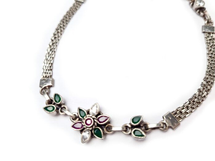 Tornozeleira indiana Anklet Rajnidhi prata com pedrarias