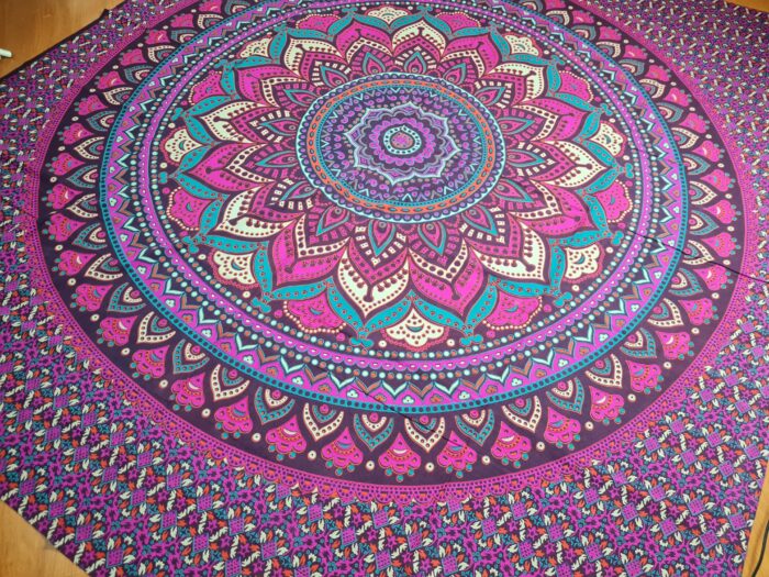 20250811_153025 Colcha indiana ou painel decorativo de mandala pink e roxo (2,40m x 2,10m)