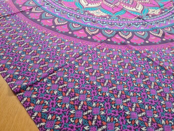 20250811_153151 Colcha indiana ou painel decorativo de mandala pink e roxo (2,40m x 2,10m)