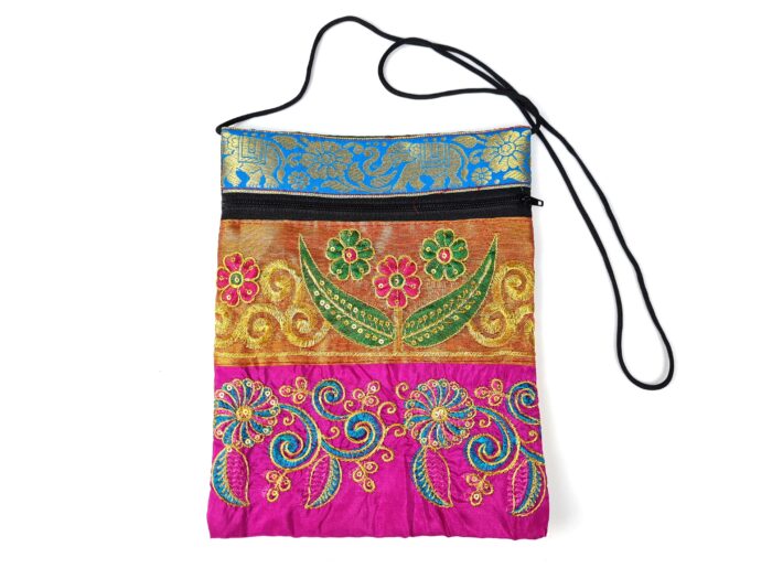 Bolsinha indiana multiuso de patchwork de saree rosa e coloridos