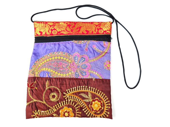 20250825_170521 Bolsinha indiana multiuso de patchwork de saree tons marrom lilás e color