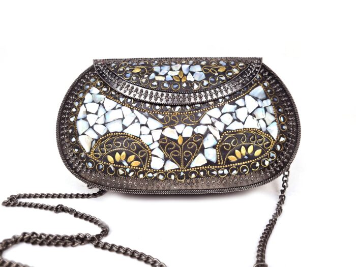 Bolsa indiana de metal mosaico de pedras em madrepérolas com metal escuro, para festas
