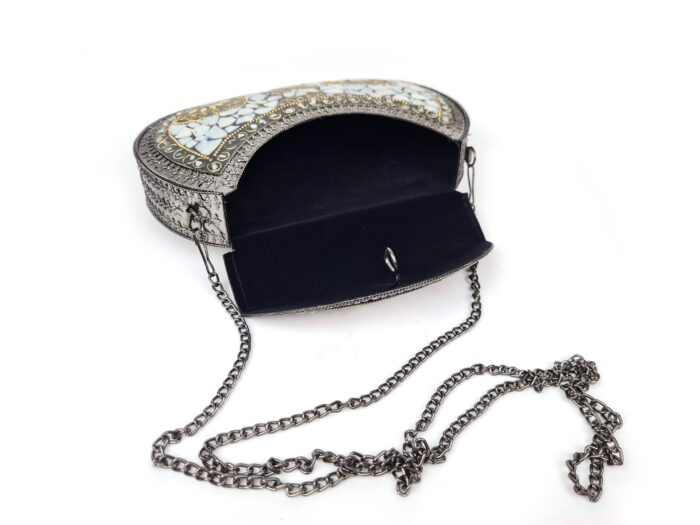 Bolsa indiana de metal black mosaico de pedras naturais madrepérolas