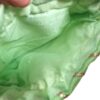 Bolsa indiana de festa de tecido bordado verde com alça de pérolas