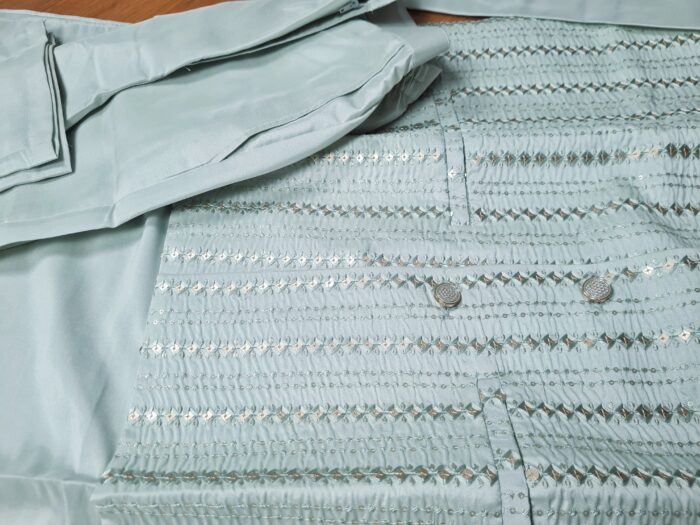 Jacket Kurta Set em Seda Verde Menta Banarasi com Broche