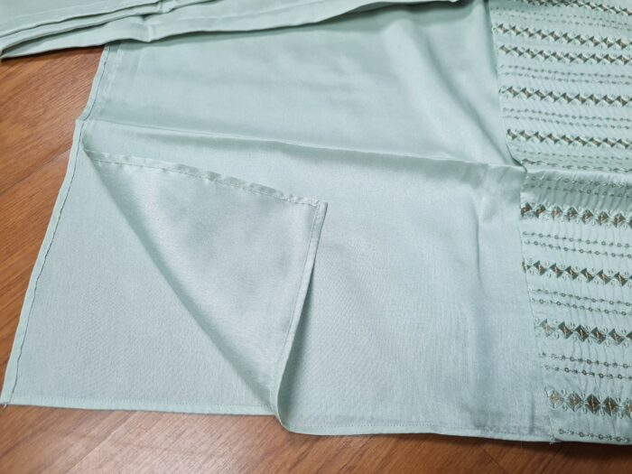 Jacket Kurta Set em Seda Verde Menta Banarasi com Broche