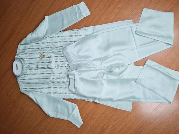 Jacket Kurta Set em Seda Verde Menta Banarasi com Broche