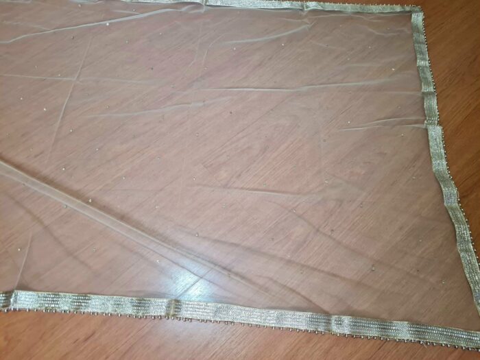 Saree Vermelho Bordado com Fios Dourados e Pedrarias com dupatta inclusa