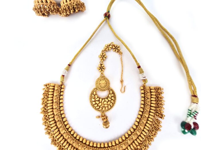 Conjunto completo de semi joia indiana para festas Temple Jewellery