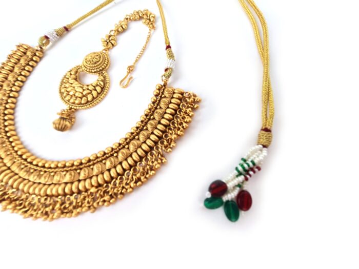 Conjunto completo de semi joia indiana para festas Temple Jewellery