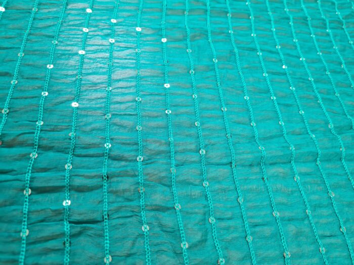 Dupatta verde com fios bordados de lantejoulas