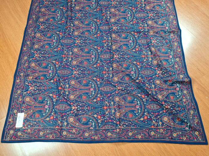 Saree Kashmiri Aari Work Bordado à Mão com Fios de Seda Coloridos