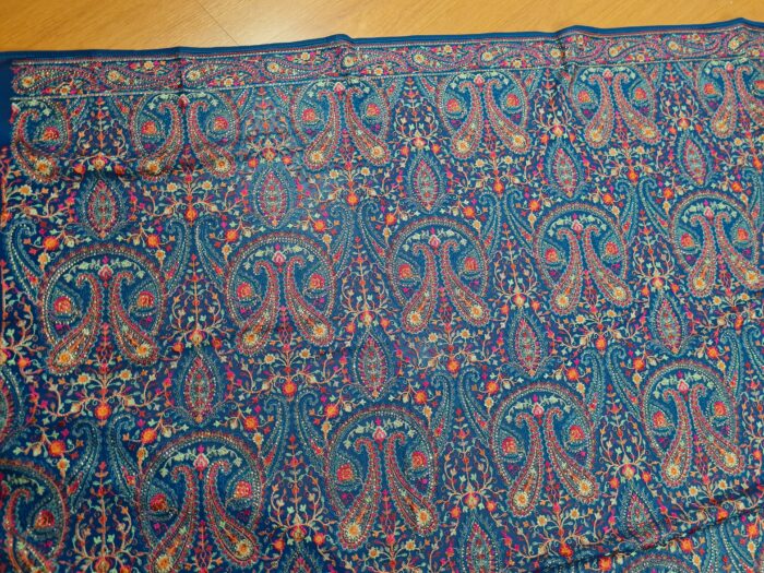Saree Kashmiri Aari Work Bordado à Mão com Fios de Seda Coloridos