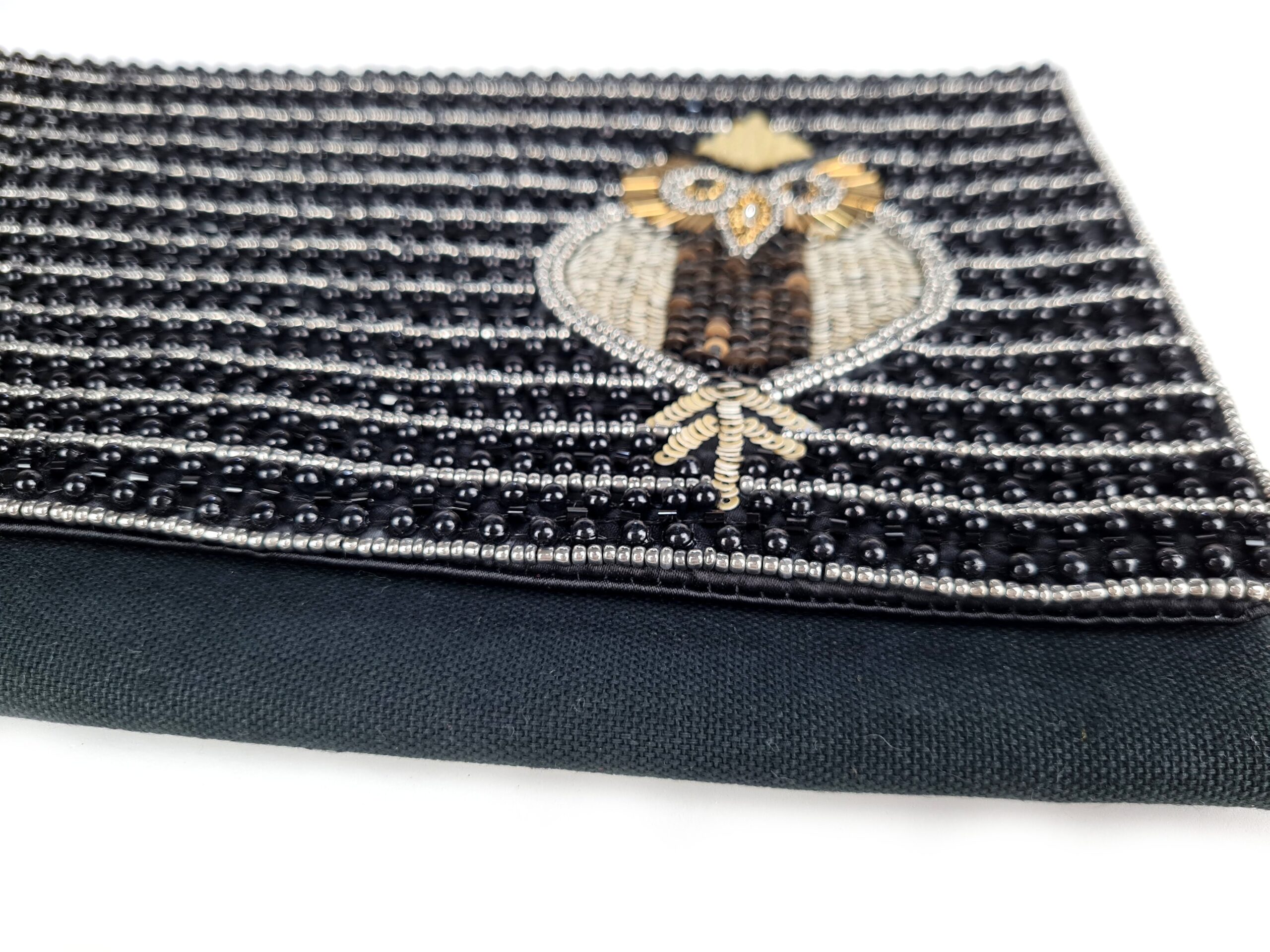 Bolsa indiana clutch carteira toda bordada com design de Coruja