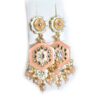 Brinco indiano Meenakari rosa salmão com berloques e pérolas